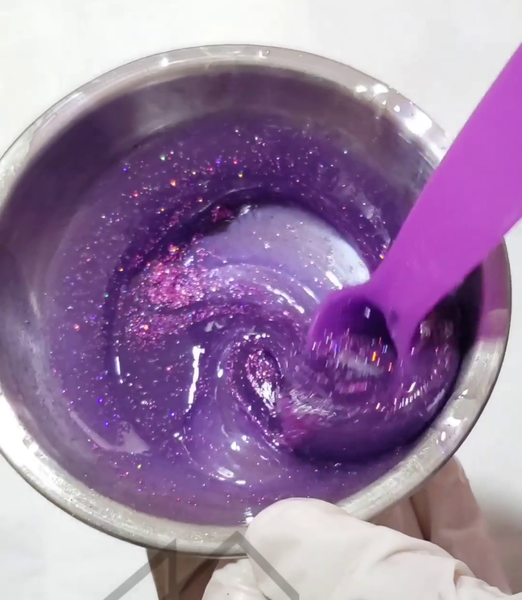 Tutorial: Como hacer LipGloss desde cero color Morado (3 Propuestas) + Video